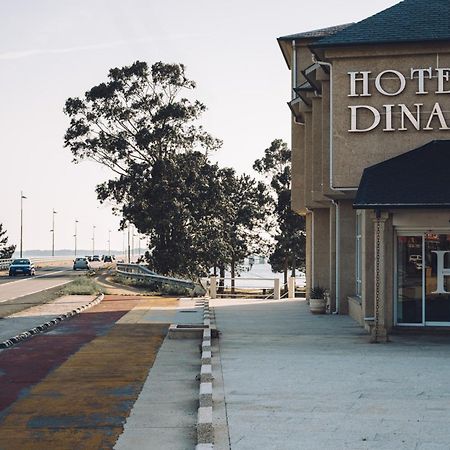 Hotel Dinajan Villanueva De Arosa Buitenkant foto